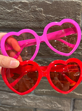 红色婚庆结婚派对眼镜 爱心桃心造型眼镜 情人节婚礼派对眼镜潮