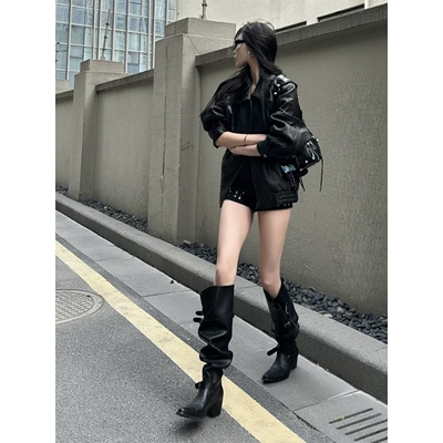 宽筒尖头长靴女辣妹粗跟褶皱