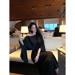 JAYKY YANG【缎影】斜肩暗扣宽松罩衫V领扭结设计感长款半裙套装