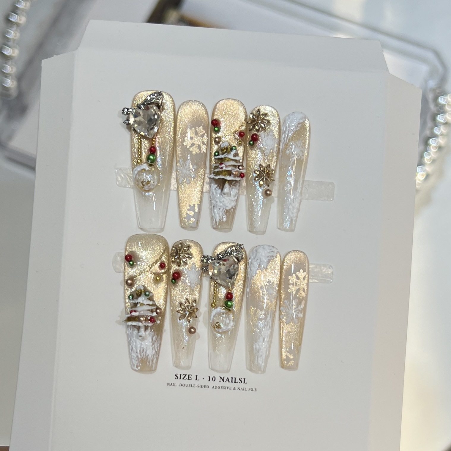 金光树下圣诞雪花穿戴甲美甲钻石