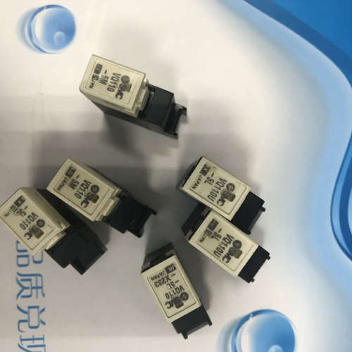 SMC小型电磁阀VQ110-5M/VQ110U-5M/VQ110-5L/VQ110U-5L-X233实图