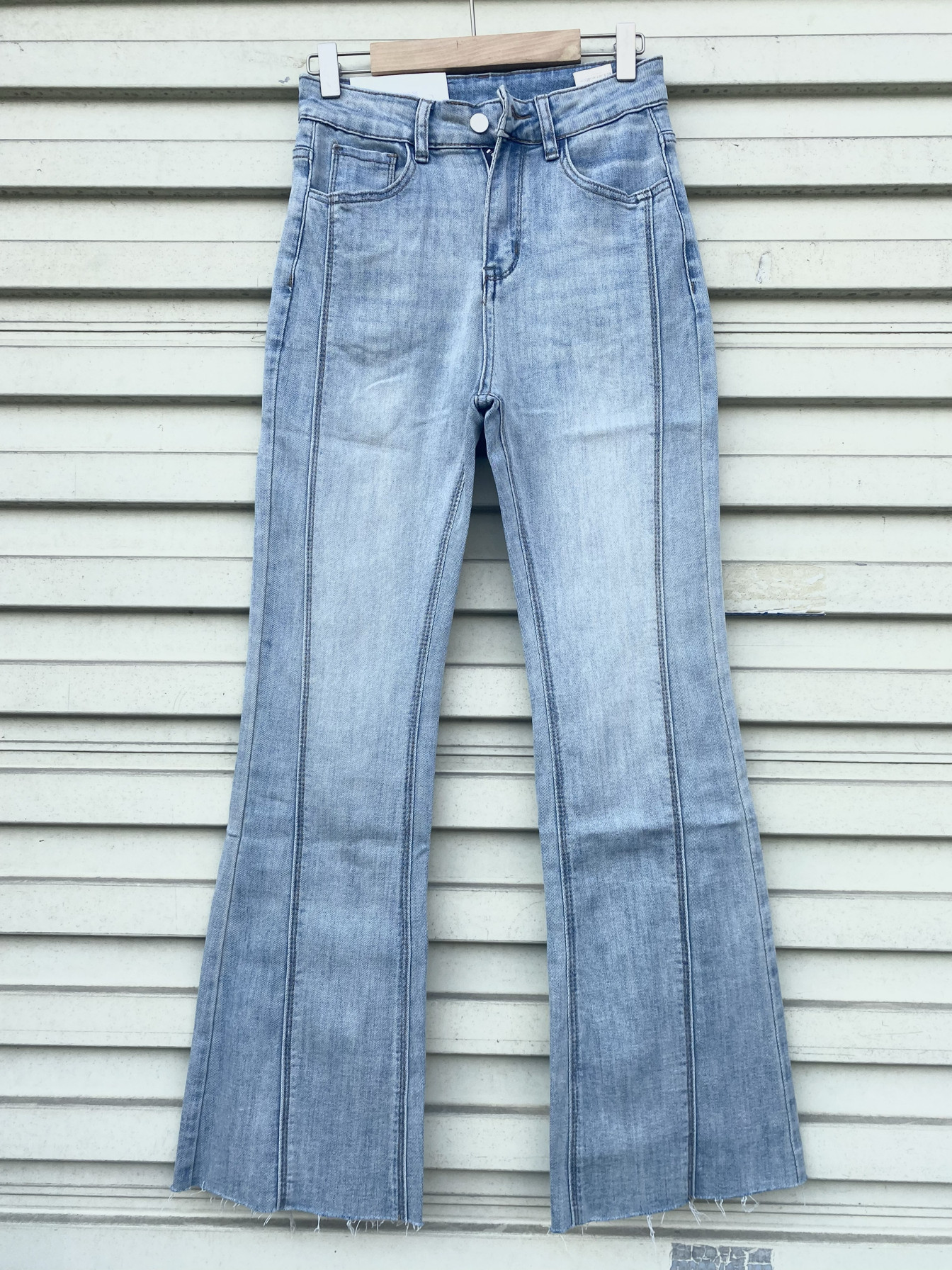 高弹力浅蓝色微喇牛仔裤女春夏2025年新款高腰显瘦马蹄裤喇叭裤