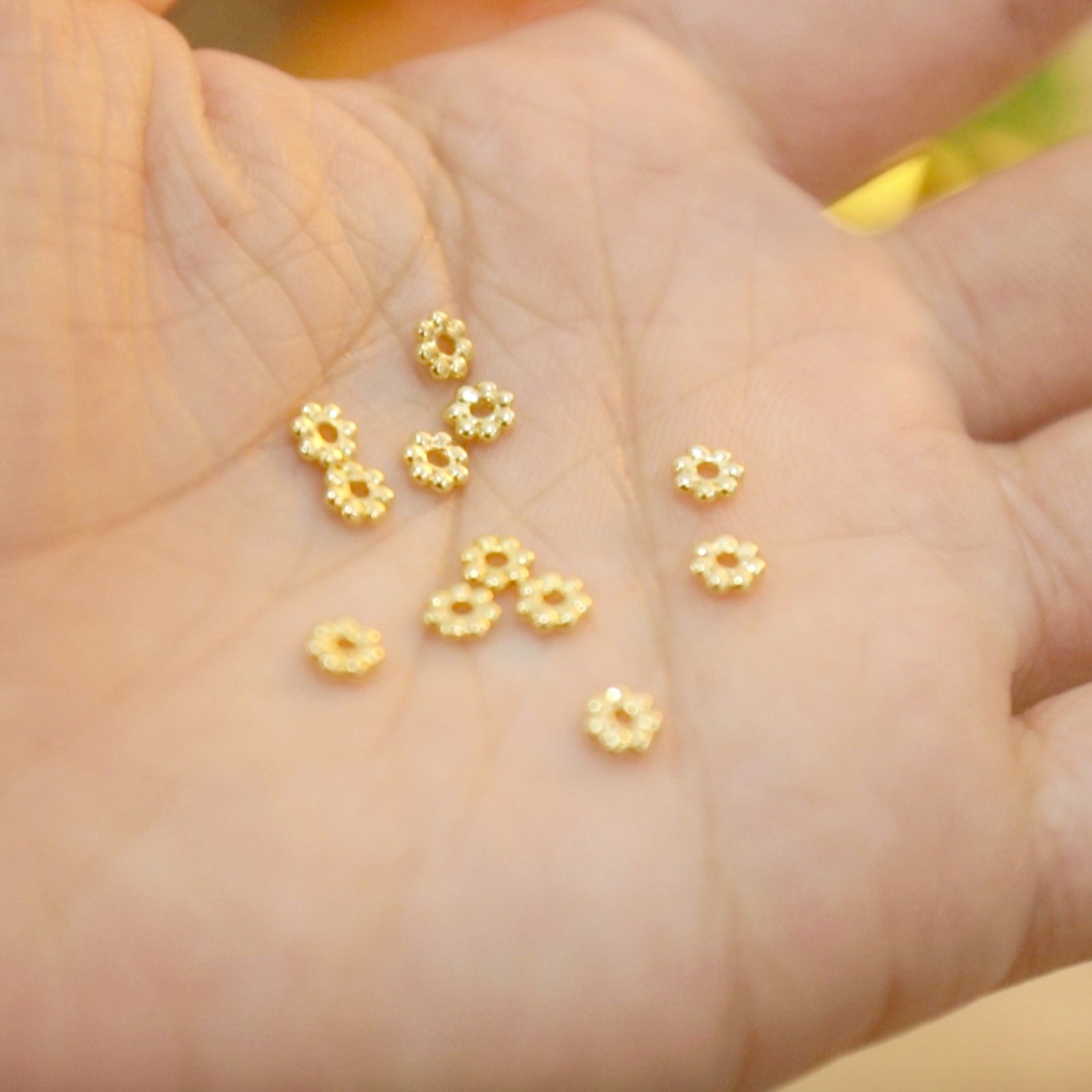 【4mm雪花片隔片花托】18k包真金色高保色diy手工饰品配件材料,饰品/流行首饰/时尚饰品新,其他DIY饰品配件,淘宝优惠券,粉丝福利购,淘宝优惠卷