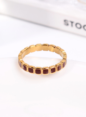 钛钢戒指 精致高级感红色小方糖戒指女不掉色指环食指戒叠戴