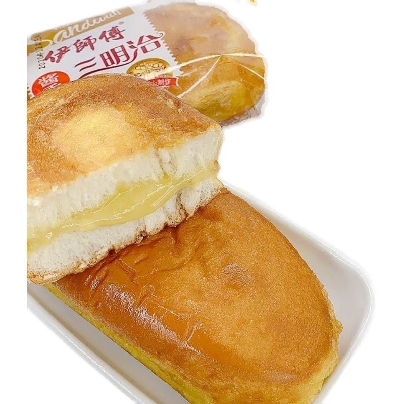 新品伊师傅酱香夹心三明治汉堡老式面包早餐夜宵糕点零食小吃蛋糕
