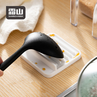 日本霜山方形卷发棒收纳架硅胶美妆蛋托架厨房餐具汤勺锅铲托盘垫