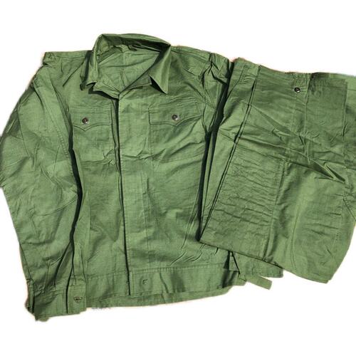 全新库存78款维棉工作服军绿色