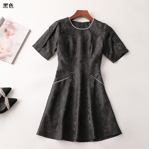 405611 秋连衣裙 铭薇高端女钉珠长款短袖圆领