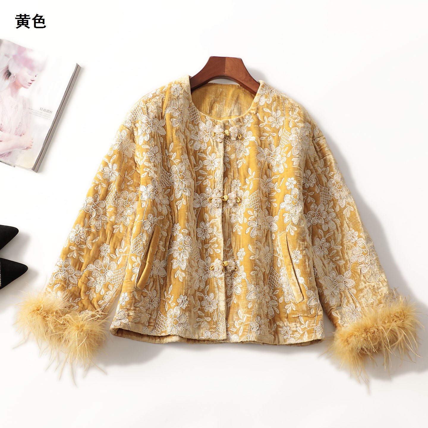 247426新款高档女装人丝丝绒重工刺绣驼鸟毛内丝棉棉衣国风外套