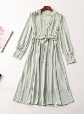 241201 秋连衣裙 深圳女加长款长袖V领