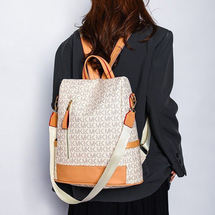 德国BLOM双肩包欧美复古外出旅行背包PU背带百搭女式简约潮流轻奢