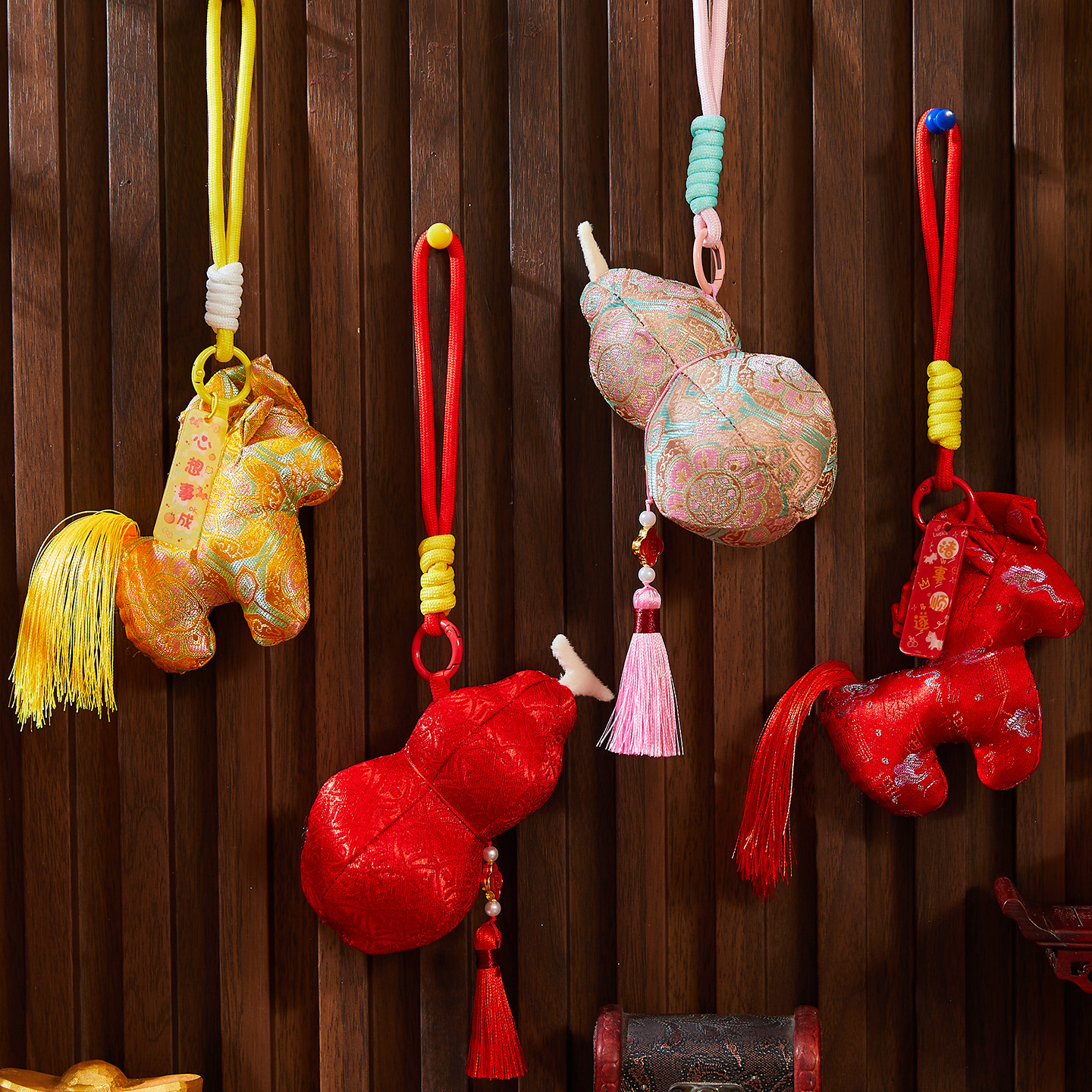 新中式宋锦葫芦小马包挂件国风挂饰流苏装饰玩偶吊坠马年新年礼物