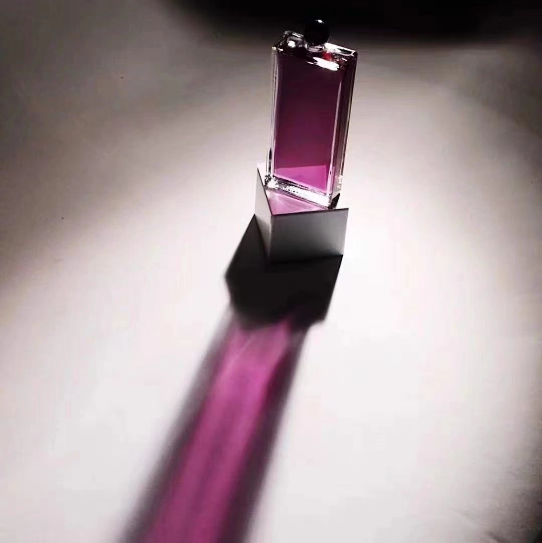 每个罪人都有洁白无瑕的未来 绝版SERGE LUTENS芦丹氏修女香水EDP