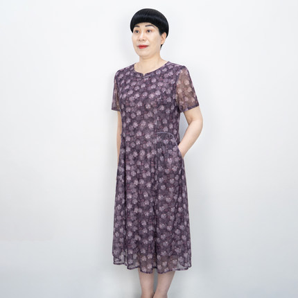 洋气妈妈夏装连衣裙休闲裙子时尚显瘦2026新款女裙子宽松舒适透气