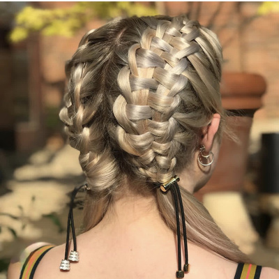 SALLY CARRIES发绳头绳/手绳头发上的珠宝爱心螺纹方块