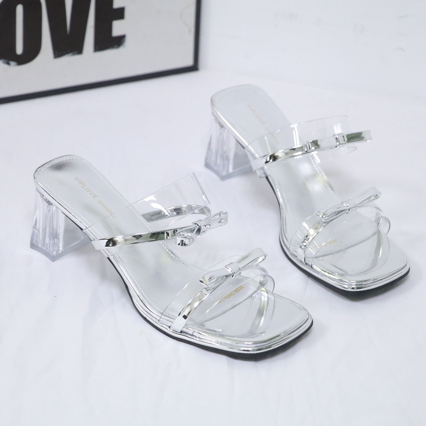 蝴蝶结粗跟凉拖鞋女夏外穿2025新款仙女风配裙子透明水晶高跟凉鞋,女鞋,一字拖,淘宝优惠券,粉丝福利购,淘宝优惠卷