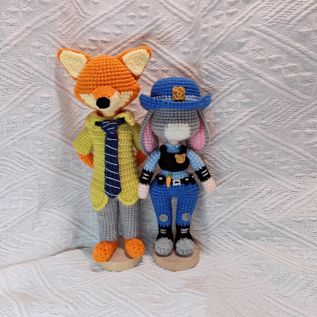 疯狂动物城之仿真尼克朱迪小玩偶手工编织毛线钩针自制diy材料包,服饰配件/皮带/帽子/围巾,DIY编织材料包,淘宝优惠券,粉丝福利购,淘宝优惠卷