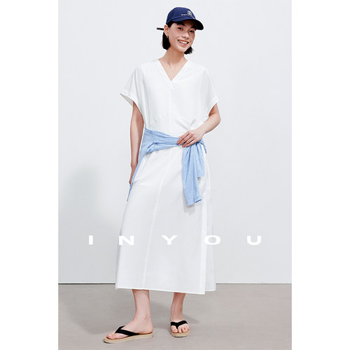 因由 知识分子高级感V领分割立裁白色休闲短袖夏连衣裙女中长款