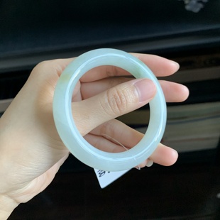 翠 天然特色淡绿翡翠手镯 400 12512 毛毛