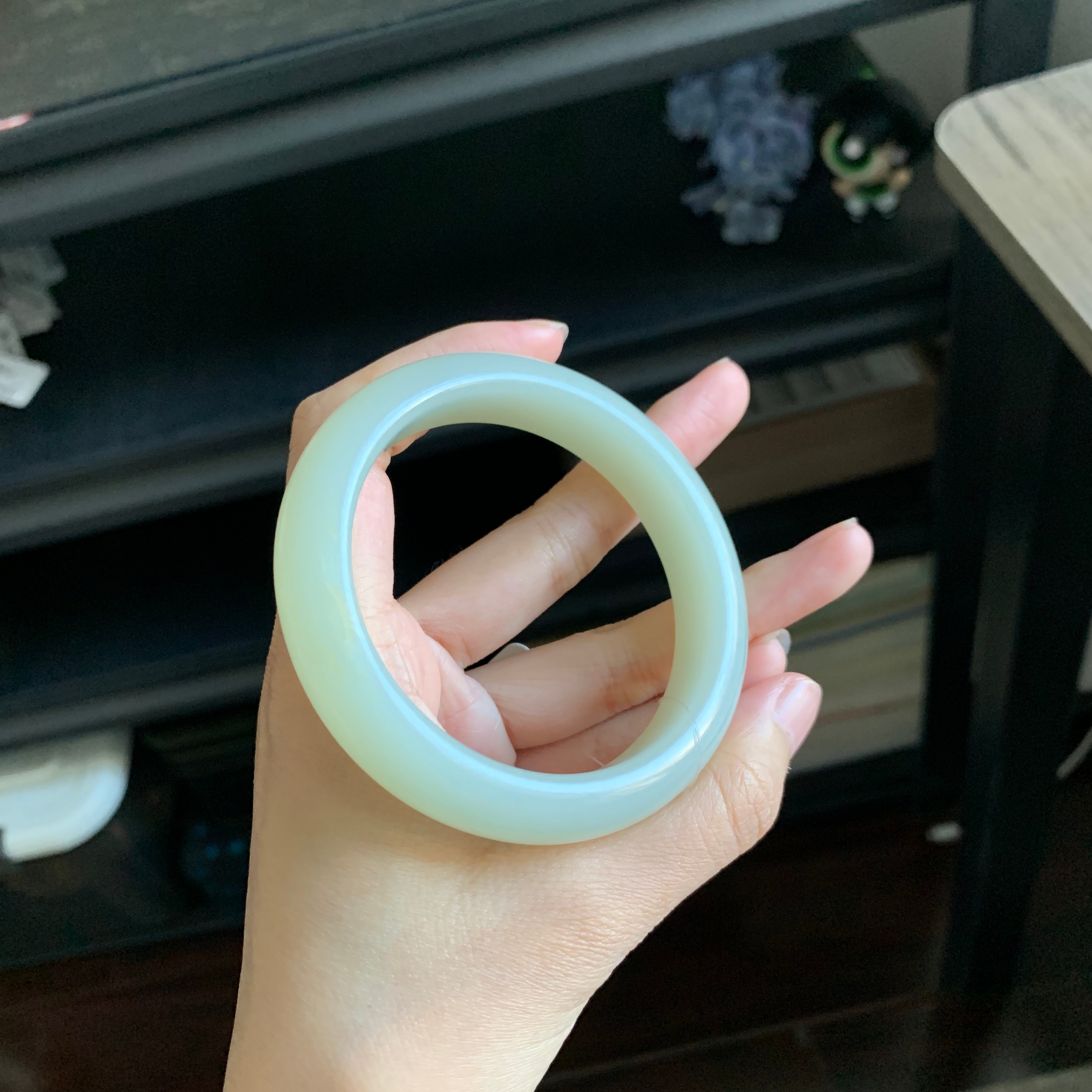 毛毛的翠//M 12196/和田玉新疆青白玉大圈厚装手镯//57.5/10800