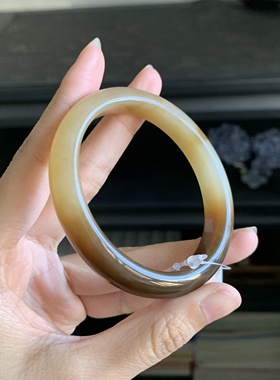 毛毛的翠/M 11827/和田玉糖玉渐变贵妃手镯/55.1-49.2/3000