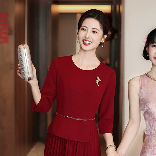 红色喜婆婆婚宴旗袍礼服洋气
