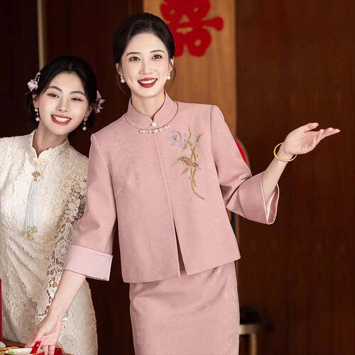 轻奢气质妈妈婚宴旗袍套装