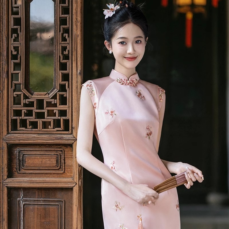 新中式国风小个子敬酒服新娘2025新款订婚礼服裙女高端轻奢小众夏