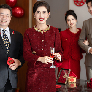 2026年秋冬时尚小香风套装女高级感减龄婆婆红色喜妈结妈婚宴礼服