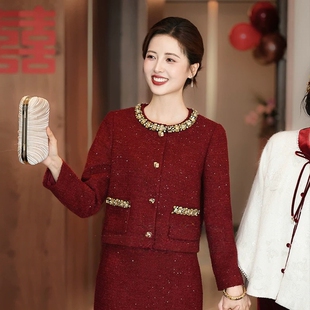高端轻奢妈妈婚宴礼服秋冬订婚保暖红色喜婆婆礼服小香风呢子套装