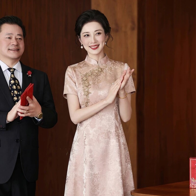 高贵优雅婚宴旗袍夏季可日常穿图片