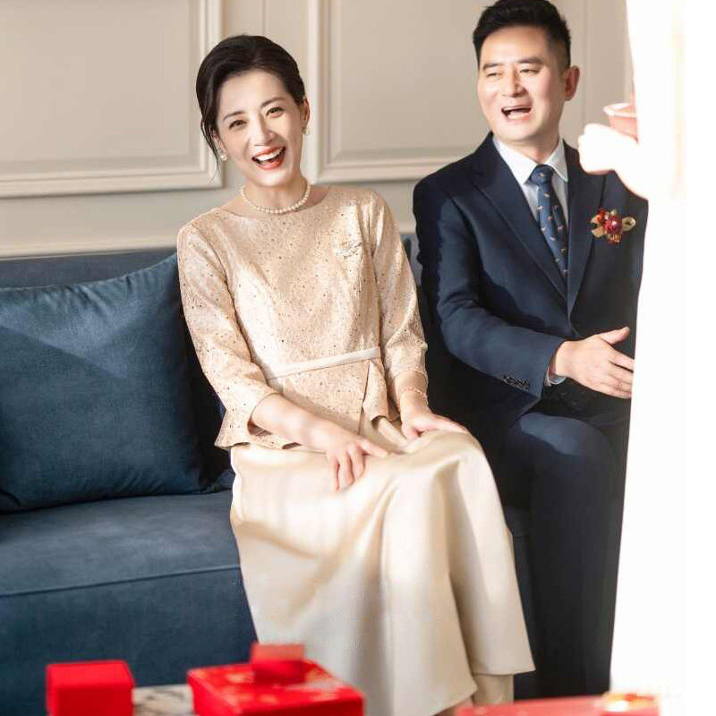 2026新款喜婆婆婚宴装高贵年轻妈妈礼服显瘦优雅连衣裙平时可穿女