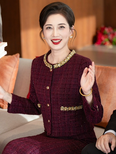 Юбка, комплект, демисезонное элегантное платье для матери, в стиле Шанель, легкий роскошный стиль, изысканный стиль