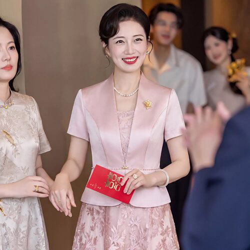 2026新款妈妈婚宴礼服高贵年轻版喜婆婆夏装五六月结婚喜服连衣裙