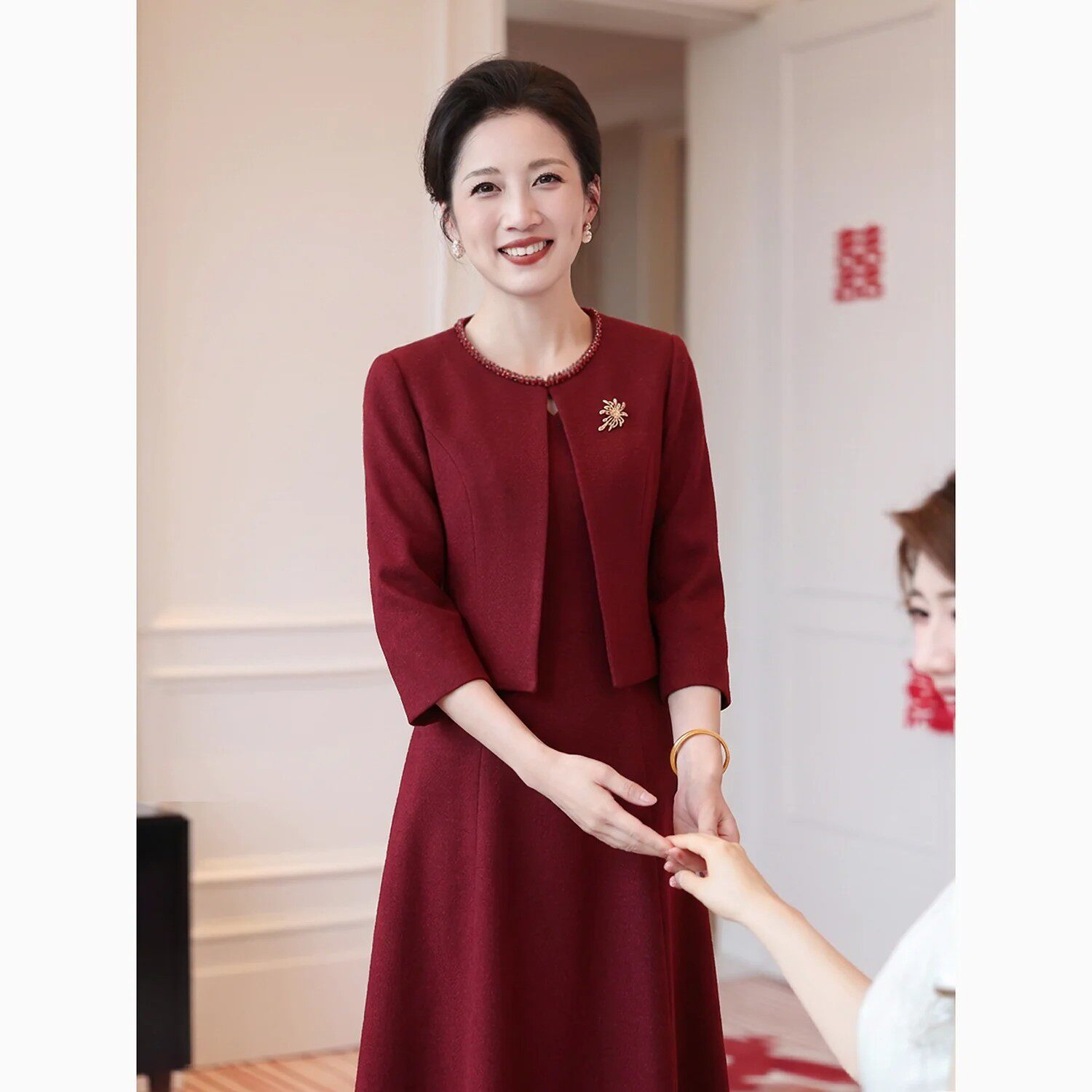 高端妈妈婚宴旗袍套装2026新款红色高贵年轻喜婆婆结婚礼服平时穿