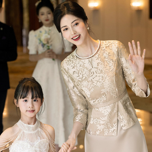 秋冬季参加婚礼妈妈婚宴礼服喜婆婆装敬酒连衣裙修身时尚平时可穿