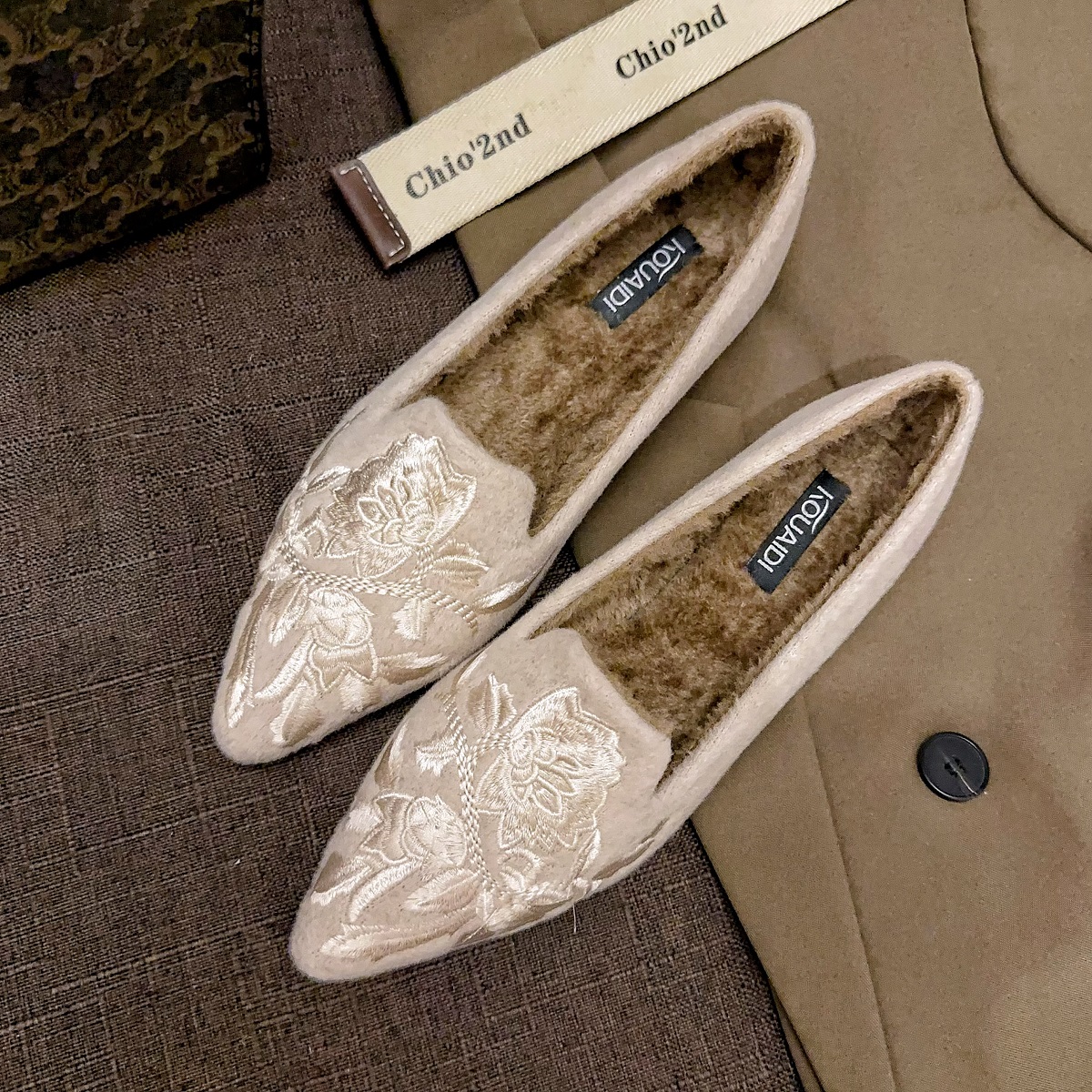 国风新中式刺绣毛毛鞋女外穿2025秋冬新款加绒保暖棉鞋平底单鞋女