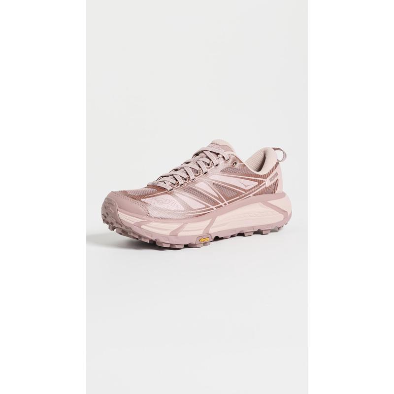 HokaOneOne女士跑步鞋缓震回弹图片