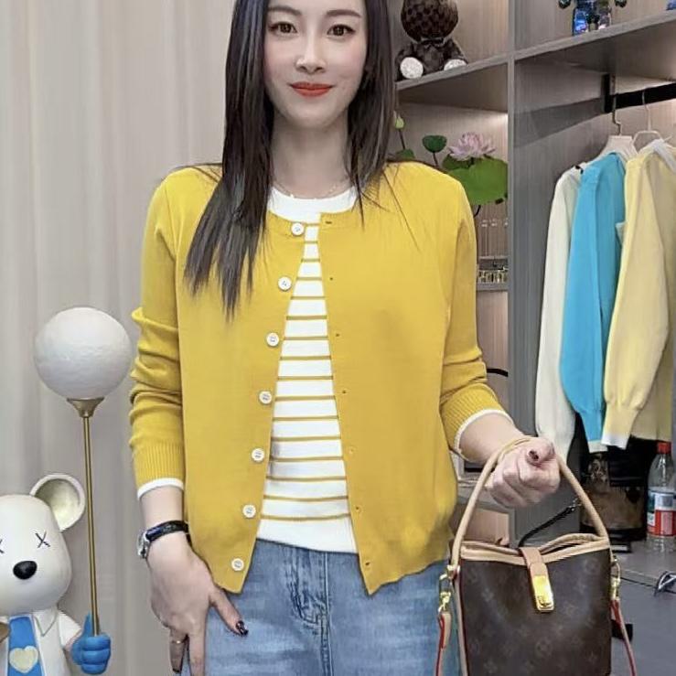 拼色假两件针织长袖小衫时尚洋气纯色撞色上衣女秋新款休闲A10063