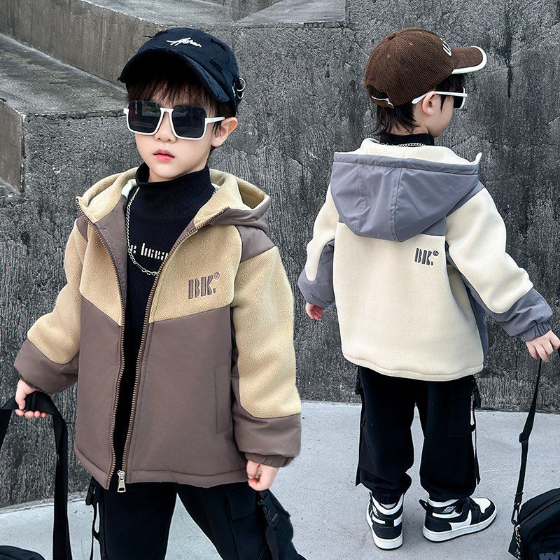 法国男童加绒外套秋冬2025新款奥利绒风衣棒球服儿童冬季加厚棉衣