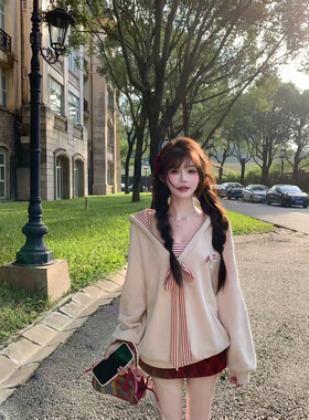 【瑞茜】圣诞糖霜 秋冬甜美风显瘦设计内搭连帽卫衣R3569-1W