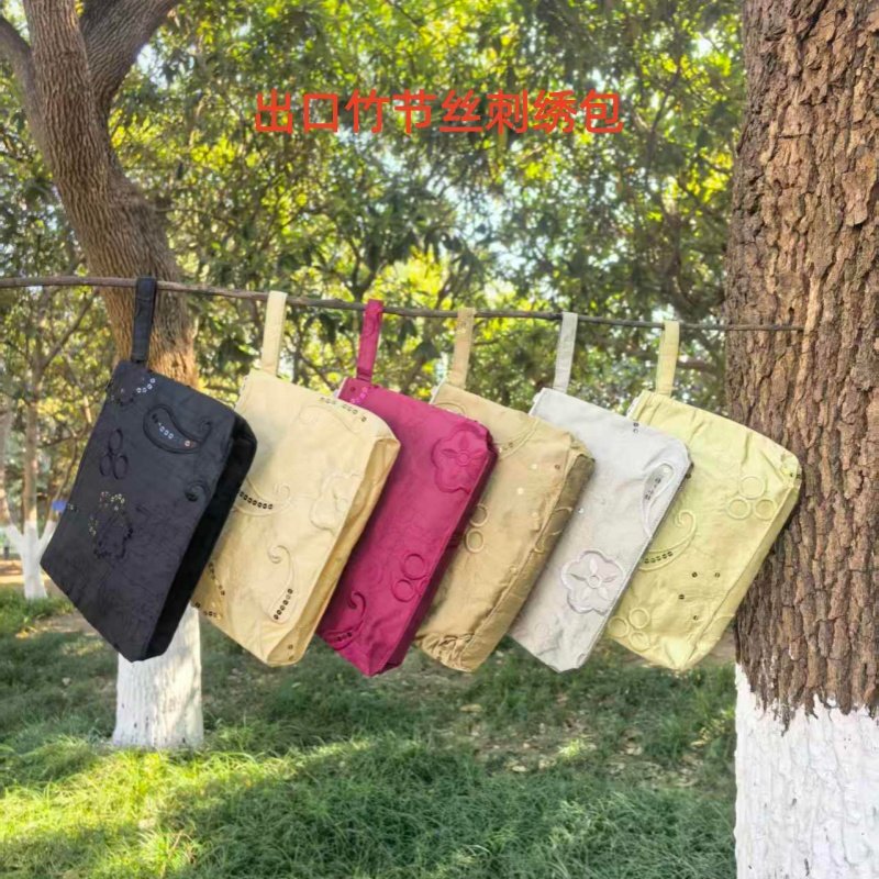 清尾出口日本竹节丝精密刺绣国风化妆包手拎包零钱包证件包钥匙包,箱包皮具/热销女包/男包,手机包,淘宝优惠券,粉丝福利购,淘宝优惠卷