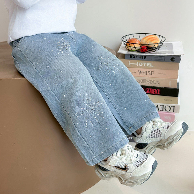 女童春季裤子儿童烫钻牛仔裤2026新款女宝宝春秋装洋气宽松阔腿裤