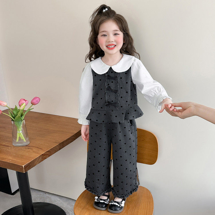 女童春秋马甲三件套2026新款宝宝洋气时髦春装韩版甜美小香风套装