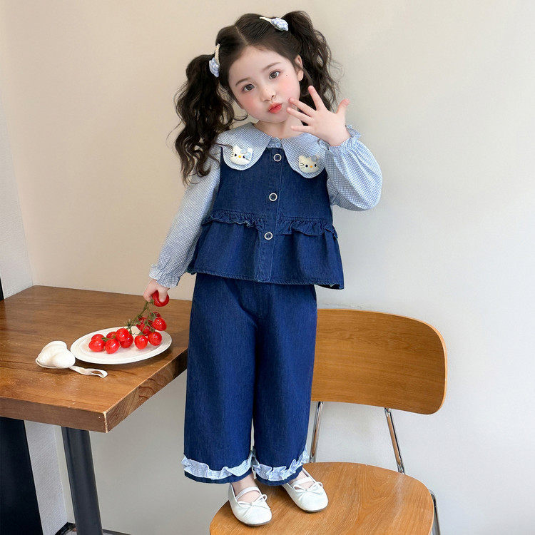 女童牛仔套装春秋2026新款韩系洋气儿童衬衫春季女宝宝马甲三件套