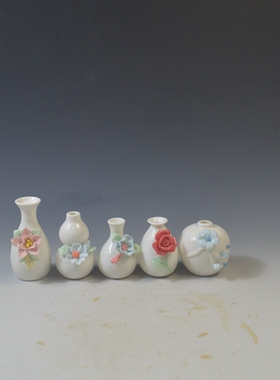 仿古瓷器 手工雕花 小花瓶 小摆件 白釉小瓶 花瓶 摆件陈设小玩意