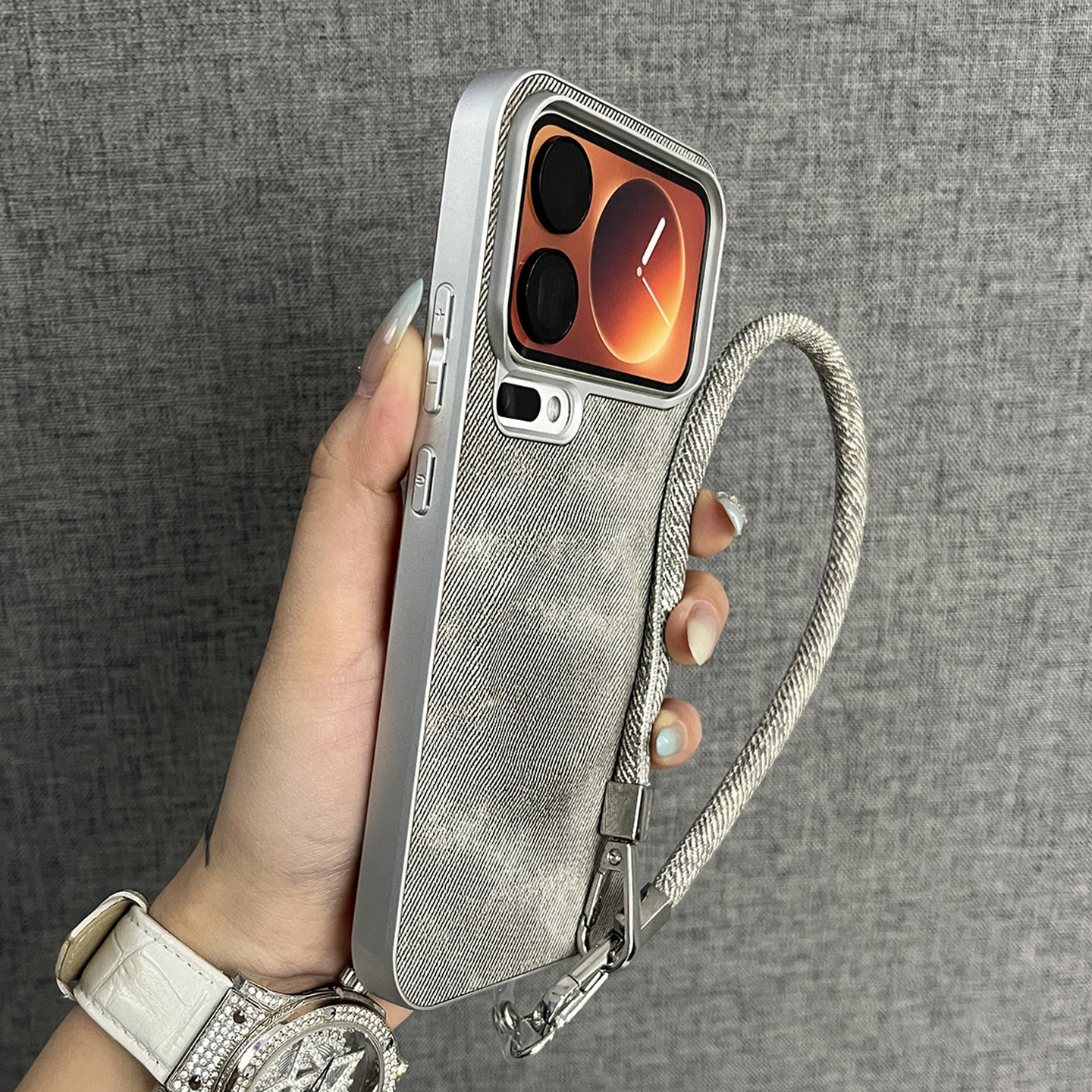 三只鱼【个性浅灰色磁吸牛仔纹手提绳】适用小米17promax/小米15ultra手机壳新款电镀网红防摔全包保护套男女,3C数码配件,手机保护套/壳,淘宝优惠券,粉丝福利购,淘宝优惠卷