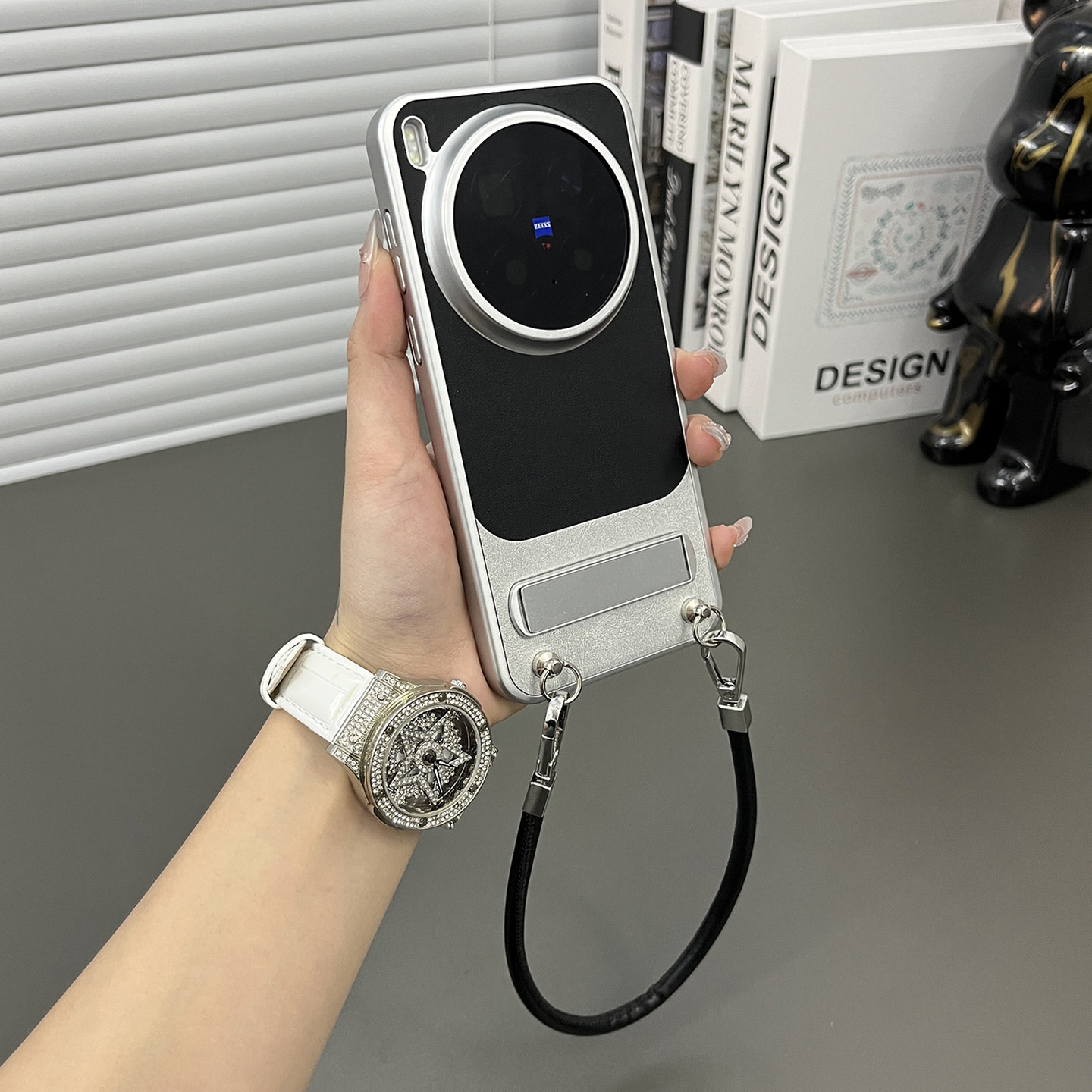 三只鱼【网红素皮纹石墨黑手提绳】适用于vivox300pro/x