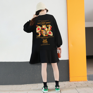 加绒加厚卫衣女2026年秋冬宽松a字版大码连衣裙中长款胖mm娃娃裙