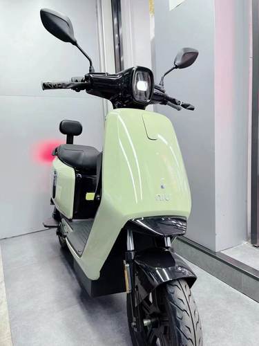 小牛电动B2塑料板原厂原装配件